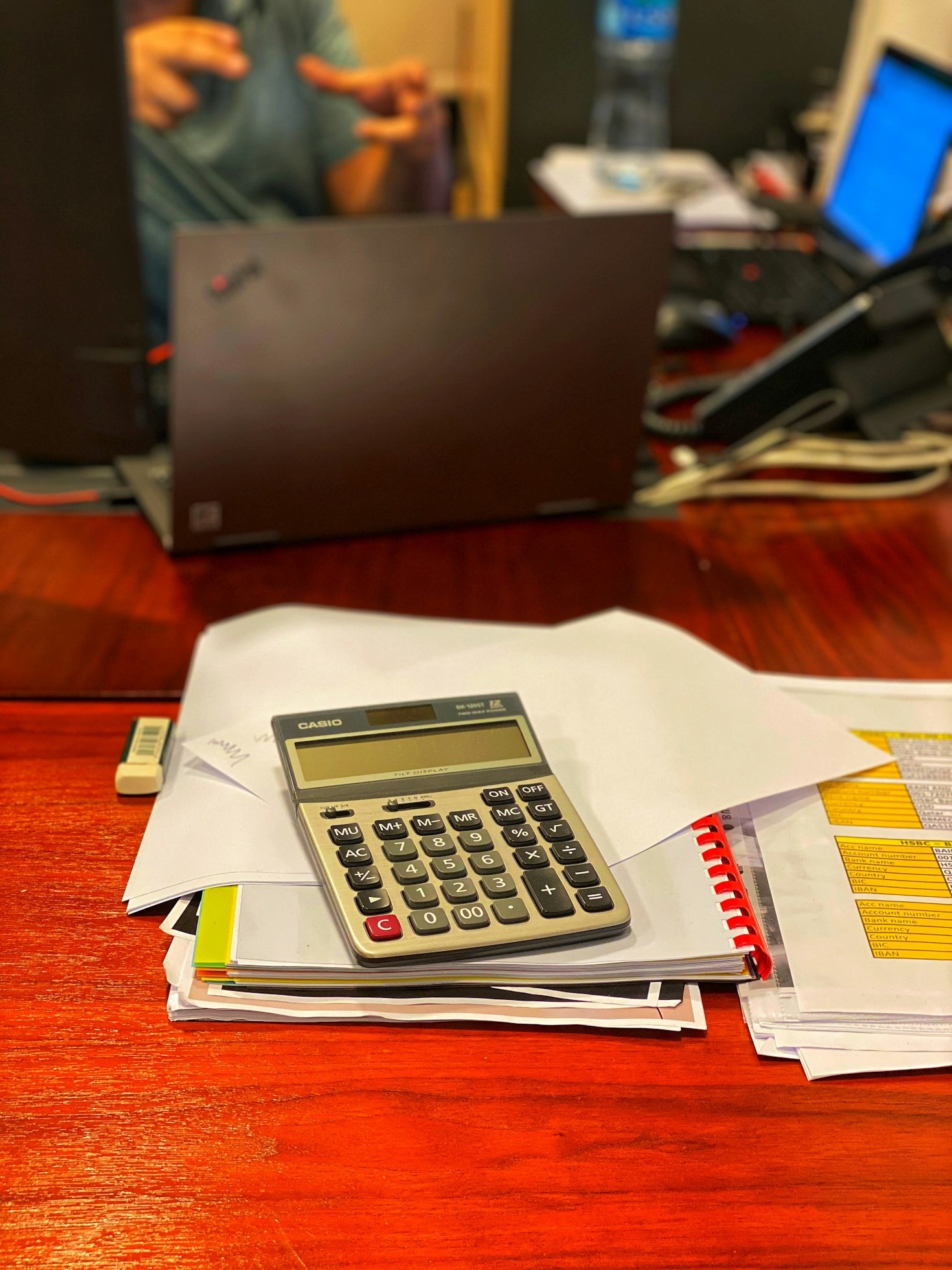 How Online Calculators Simplify Daily Tasks